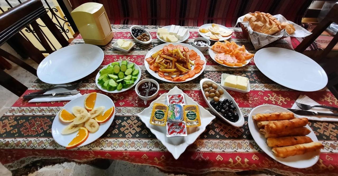 Bed and Breakfast Ali Baba'S House Selçuk Esterno foto